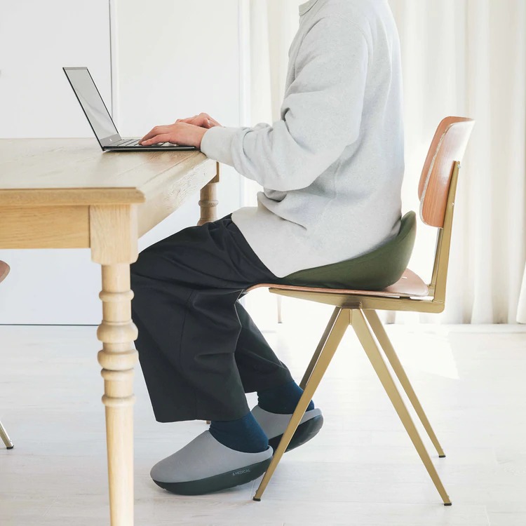 ナイスな座椅子!?】馬の“鞍”からウマれた「クラシート」とは【アンド