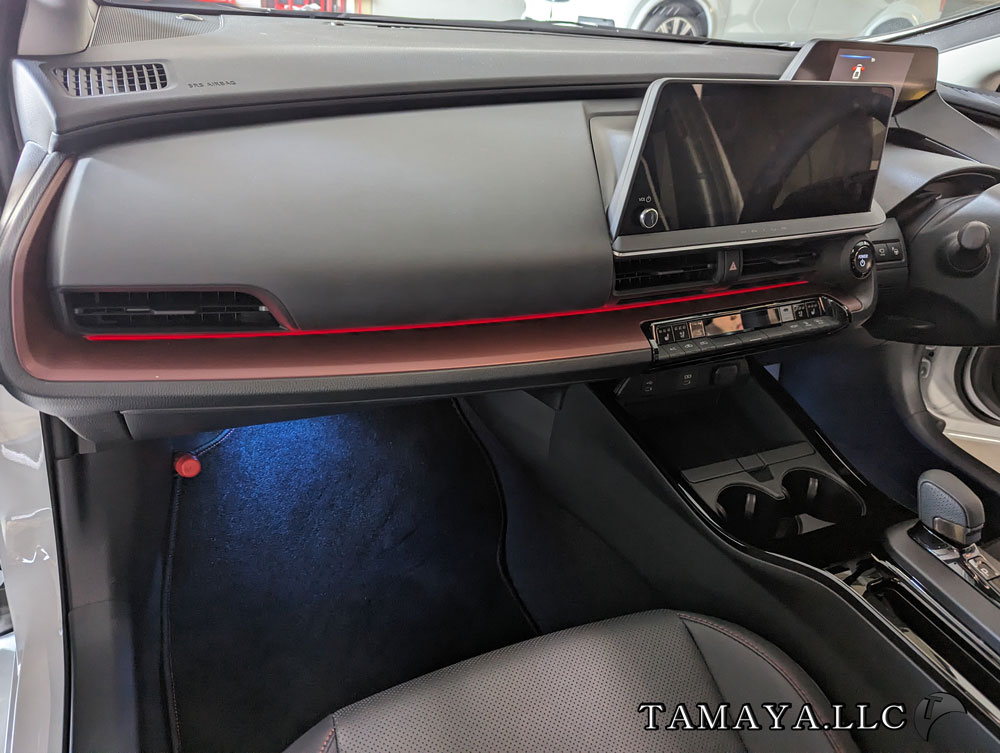 新型プリウス 内装イルミカスタム | カスタムショップ【球屋】