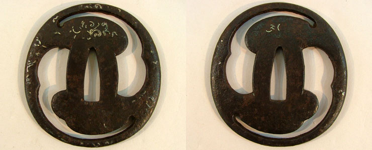 不世出の逸品 三顧礼図 無銘鉄元堂派 小柄 鉄地容彫金銀銅色絵象嵌