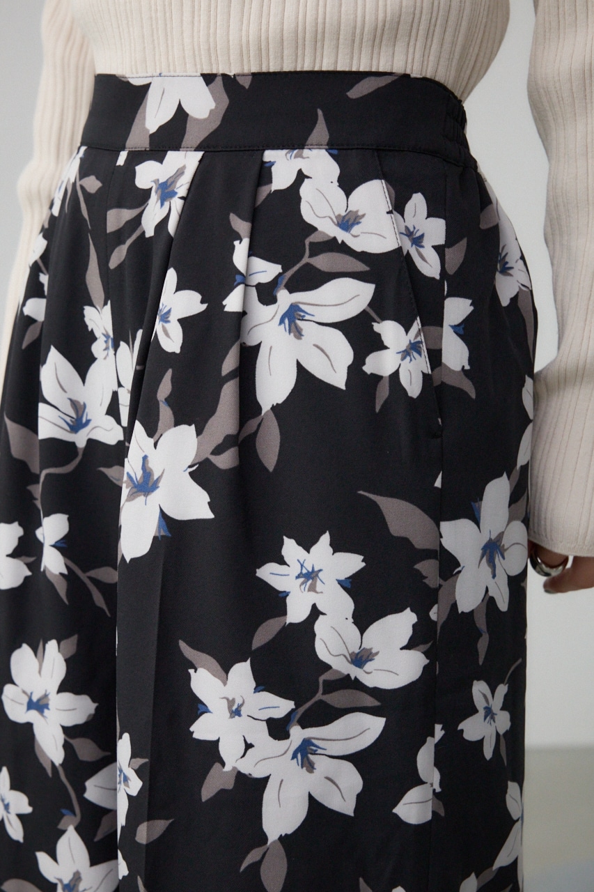 AZUL BY MOUSSY | フラワープリントイージーワイドパンツ (パンツ