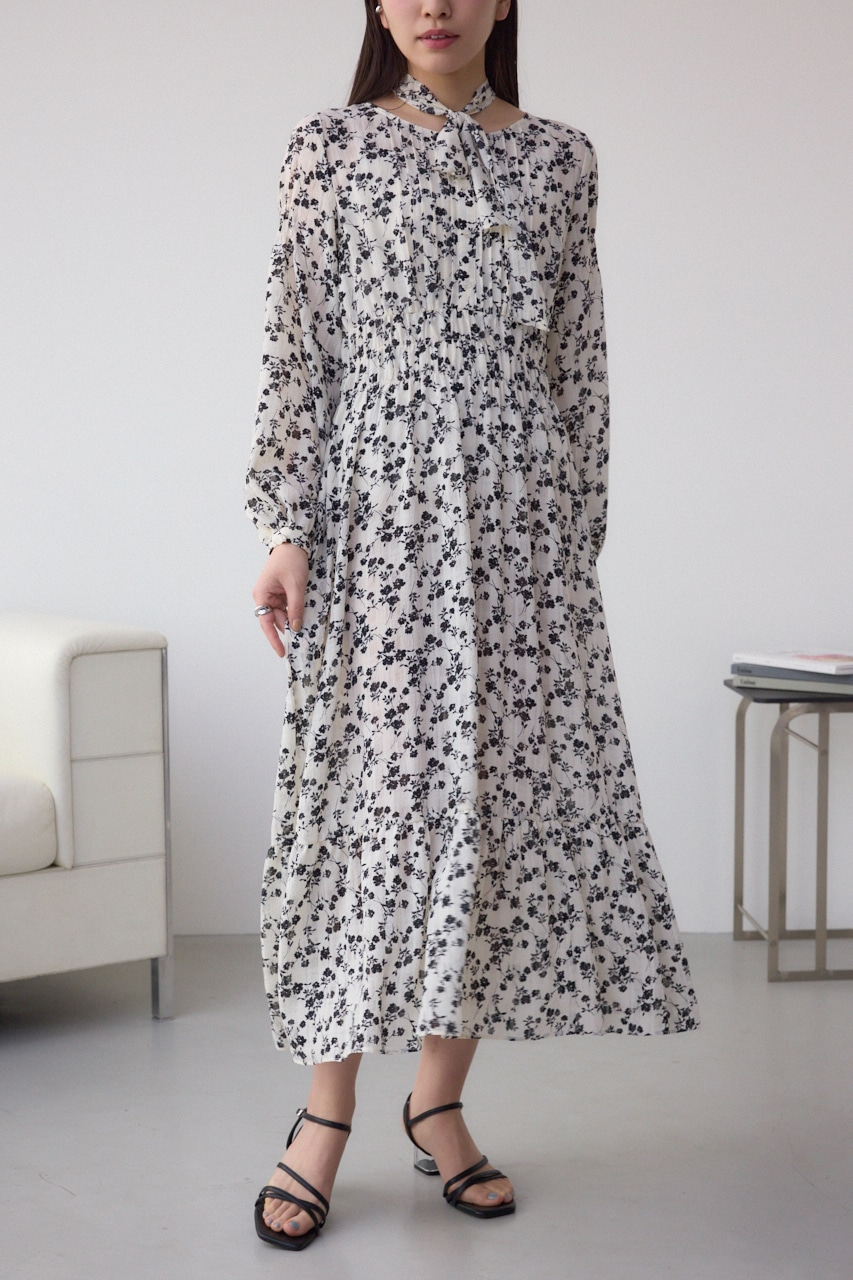 AZUL BY MOUSSY | シアーチェックフラワー柄ワンピース (ワンピース