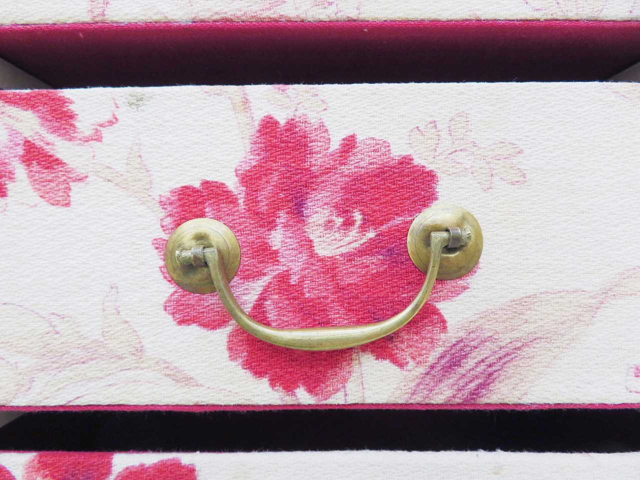 フランスアンティークローズ柄ファブリックカルトナージュドロワー