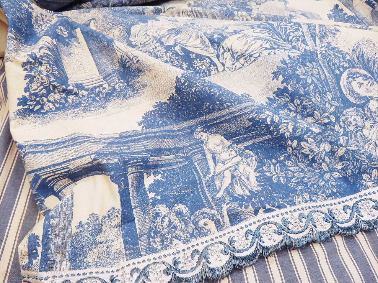 華麗 トワルドジュイ カーテン ペア（在庫2組/残り0） - 薔薇と天使の