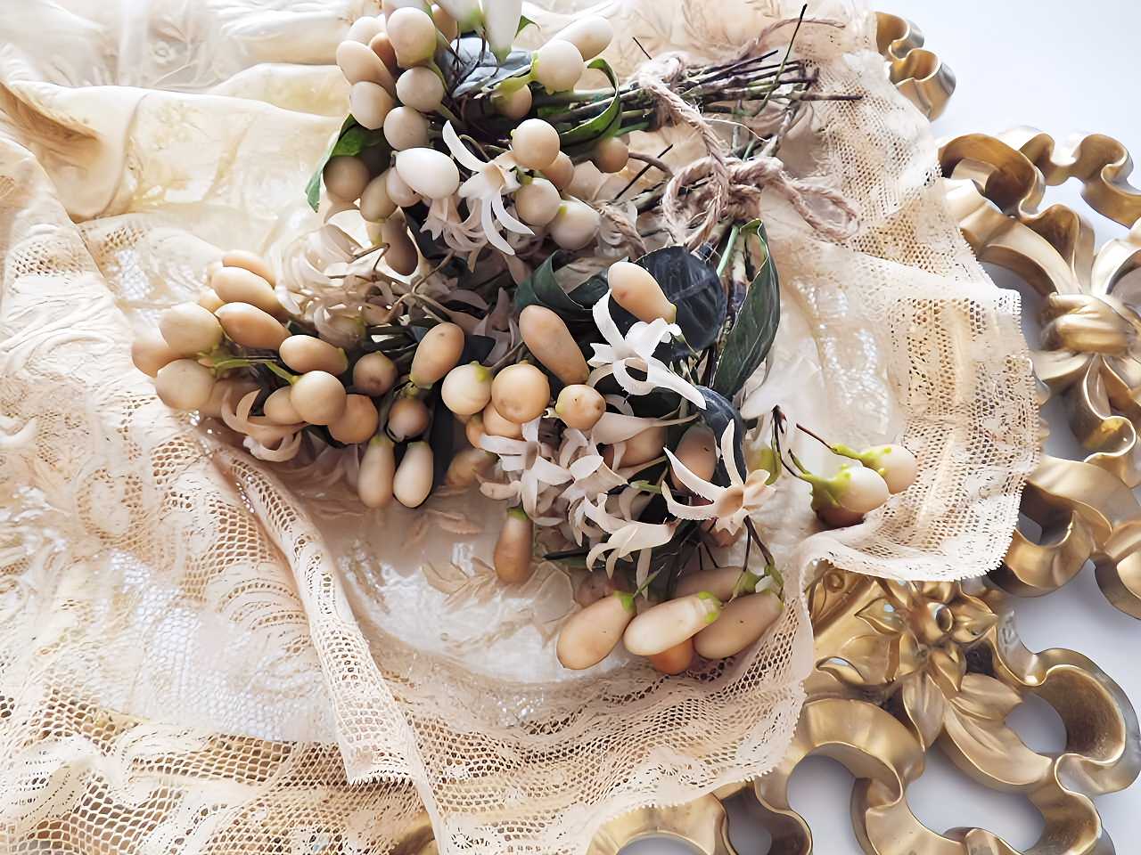 アンティーク ワックスフラワー ティアラ花冠：A フランスアンティーク