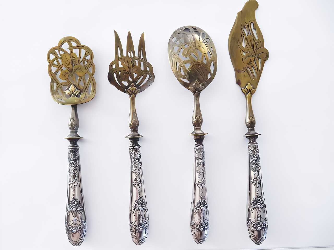 花かご装飾デザートカトラリーセット - 薔薇と天使のアンティーク