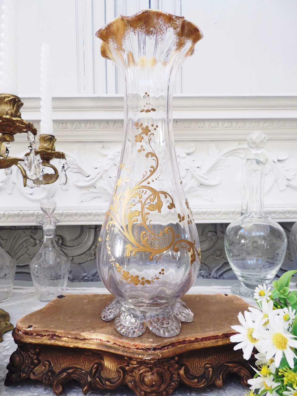 優美 オールドバカラ 金彩フラワーベース - 薔薇と天使のアンティーク