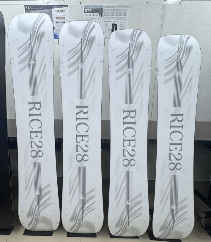 予約商品] 26-27 ライス 28 スノーボード RT7 アールティー セブン