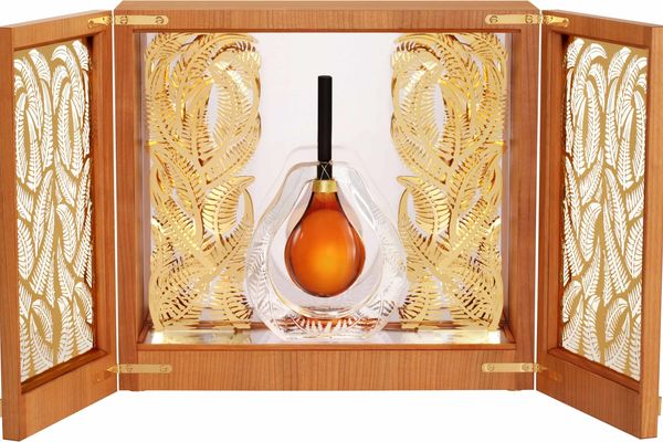 Lalique's Fusion flacon celebrates glassworks centenary