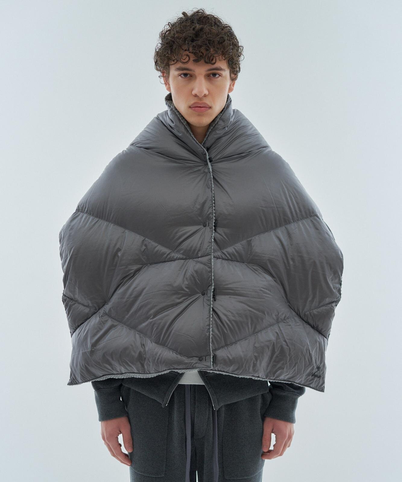 ナンガ×ミノトール インスト「M4E」ダウン ポンチョ マフラー、撥水