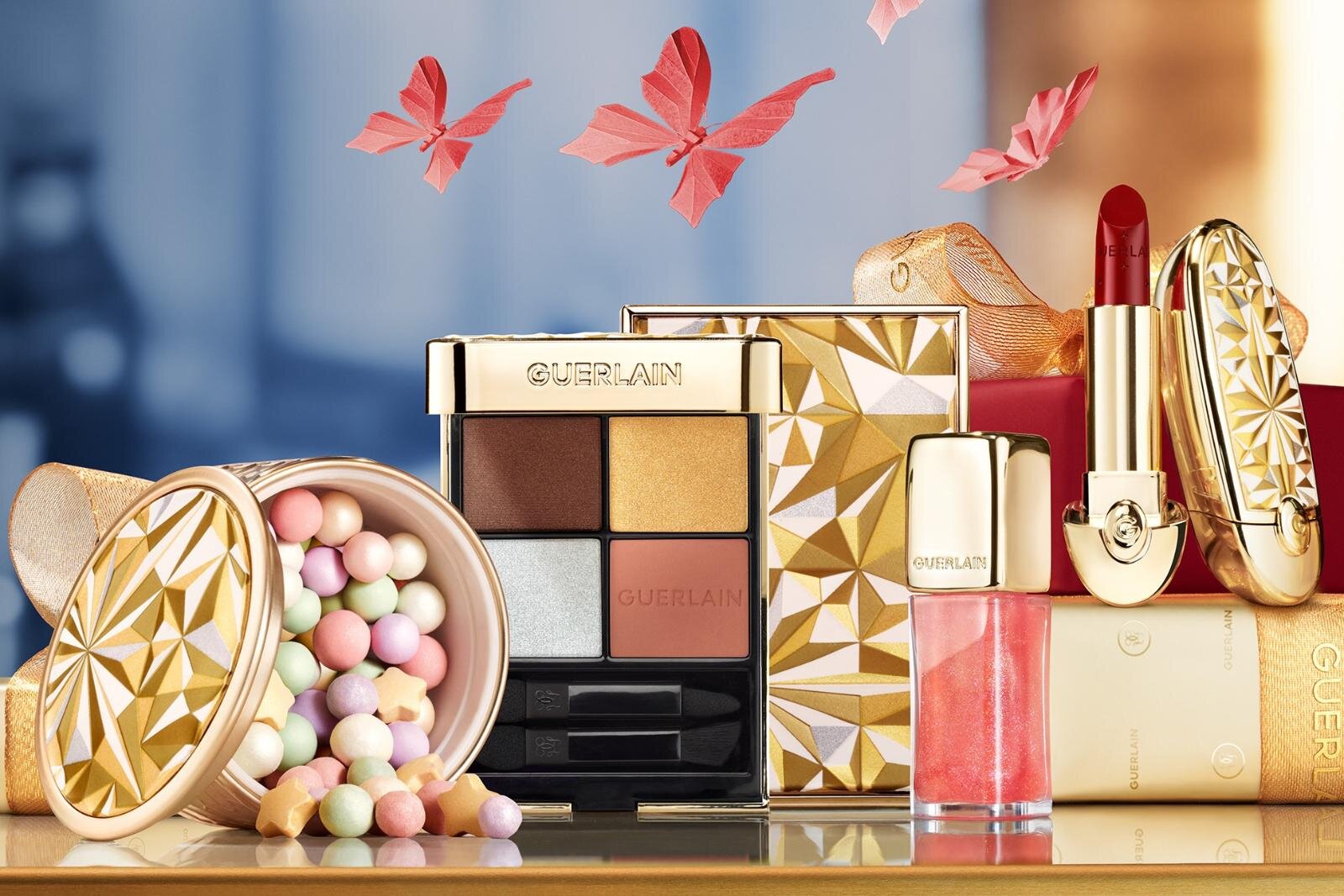 ゲラン25年クリスマスコスメ、“煌めく星々の折り紙風パケ”の4色