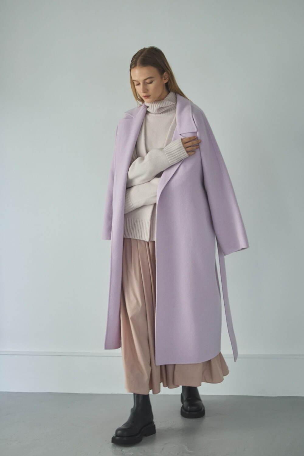 ノーク“完売必至”のウールコートにピンク＆トップベージュの限定色