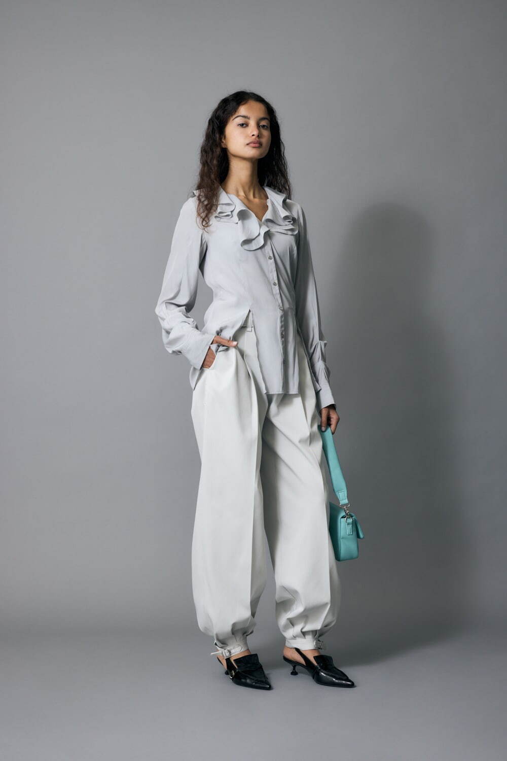 マウジー×寅壱のコラボウェア、クロップド丈のワークジャケット＆ハイ