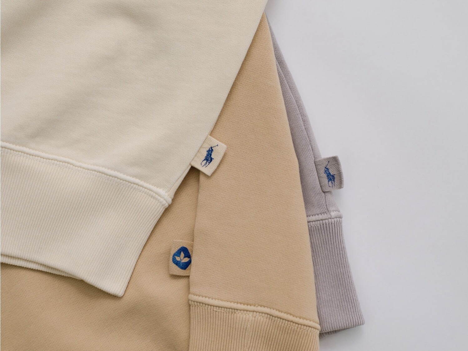 ポロ ラルフ ローレン“白のポロ ポニー刺繍入り”クルーネック