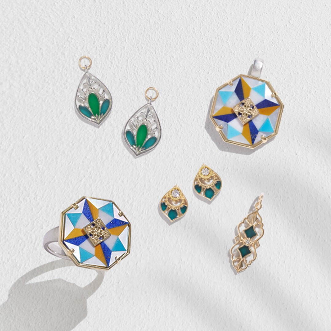 アガット24年夏モロッコ着想ジュエリー、“古代遺跡”バングル＆白い