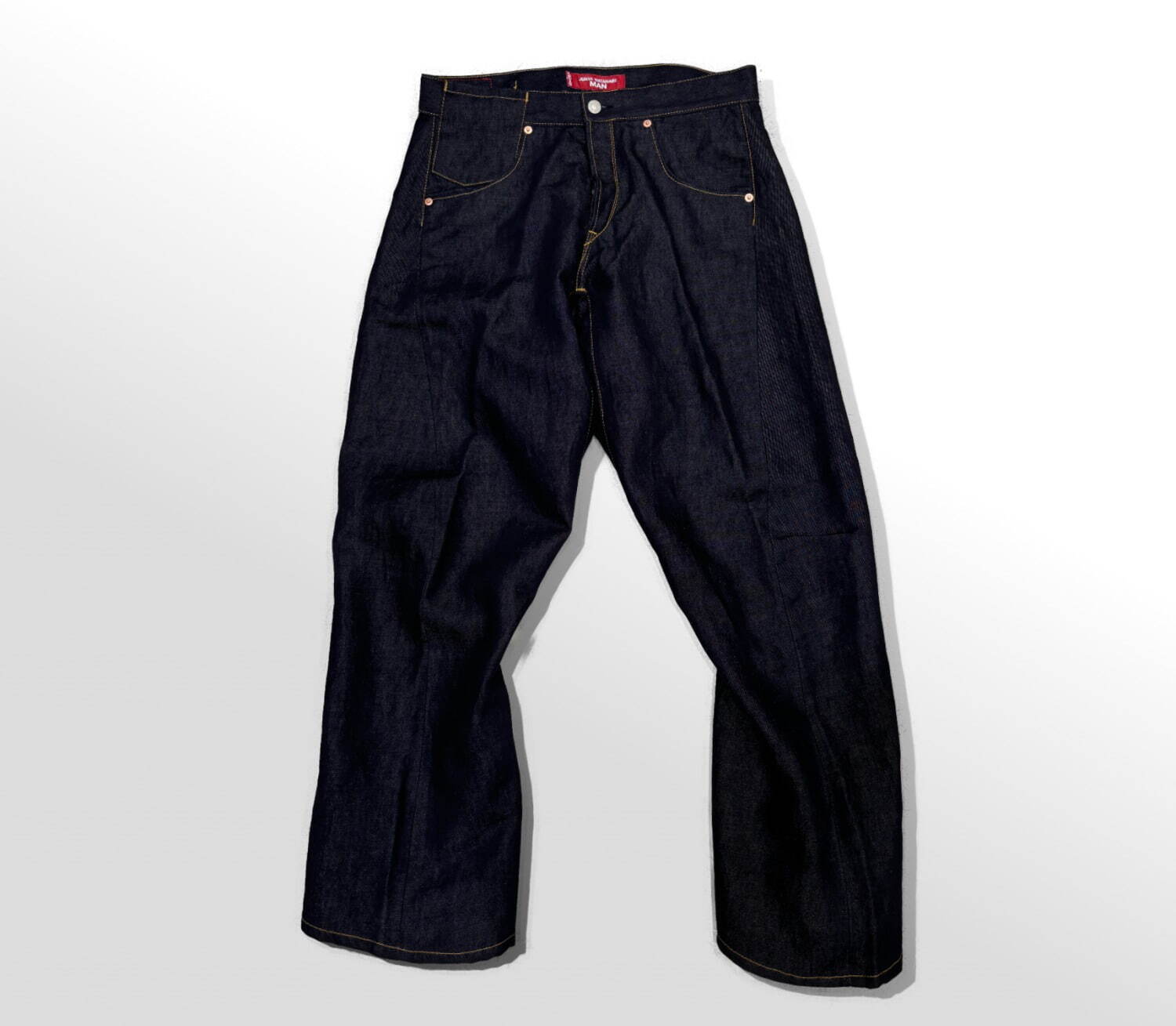 アイ ジュンヤ ワタナベ マン×リーバイス レッド、重厚なブラック