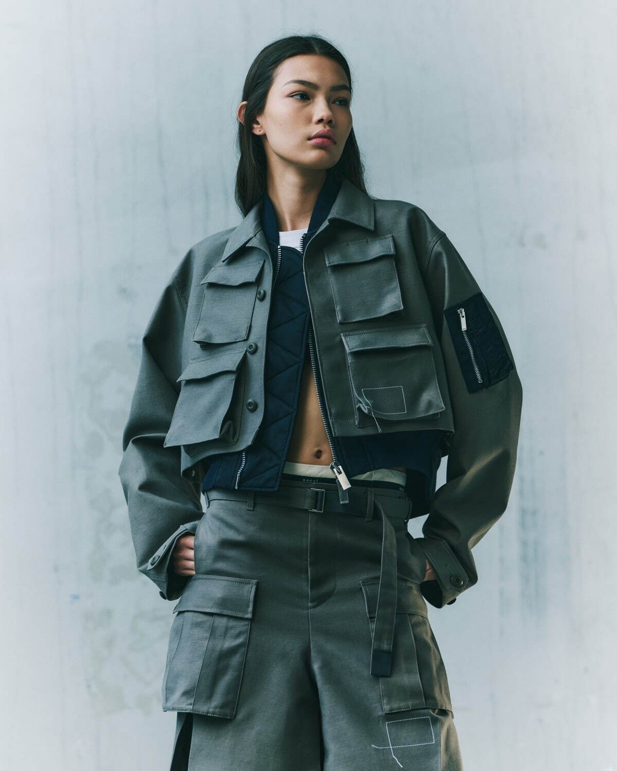 sacaiとダブルタップスのコラボウェア、バックサテンの“ミリタリー風