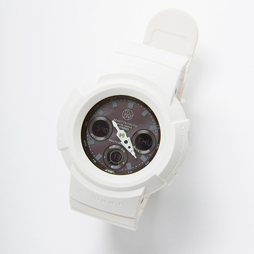 ユナイテッドアローズから、25周年記念G-SHOCK - ホワイト×ブラックの