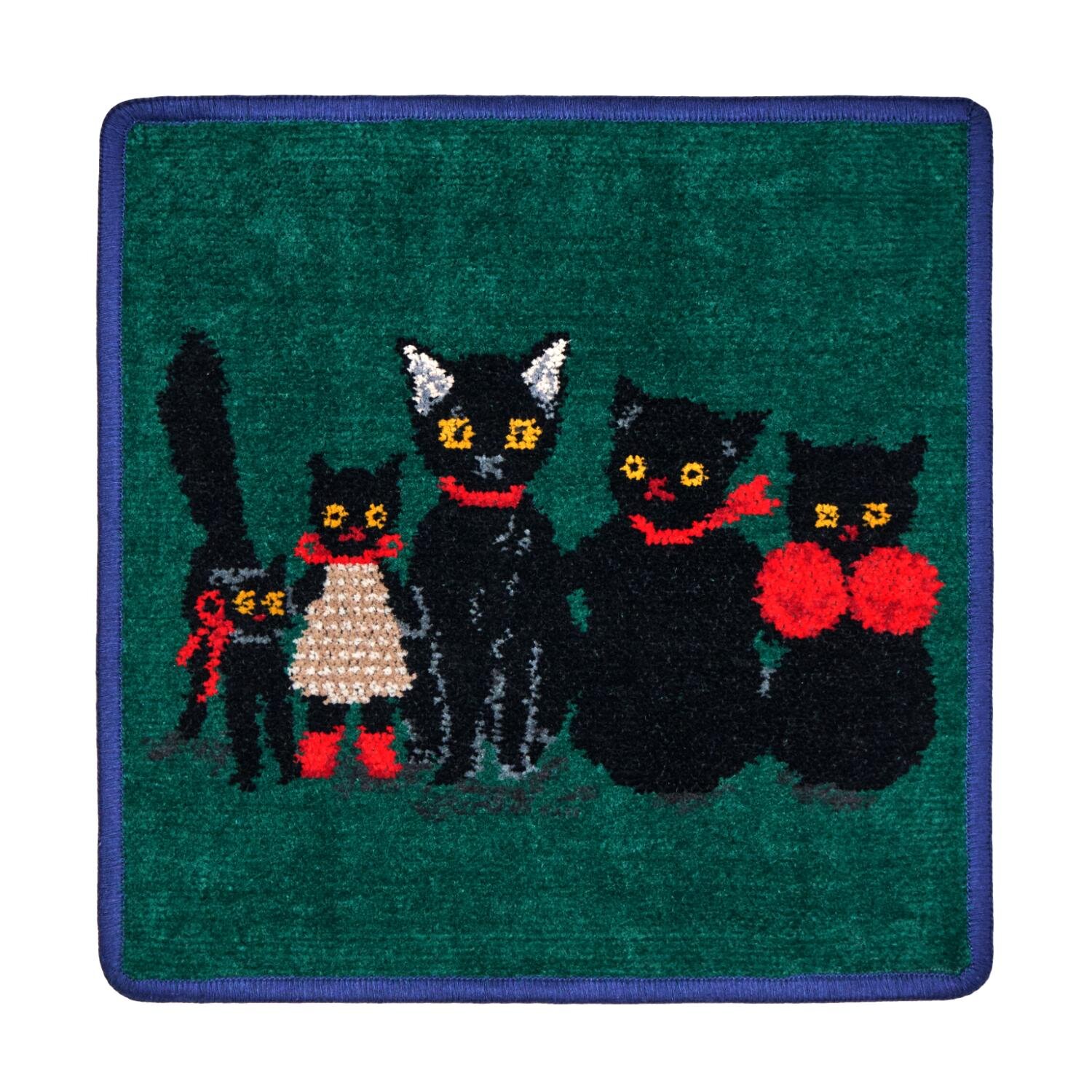 フェイラー×くらはしれい‟冬支度の黒猫たち”のハンカチ、コスメ