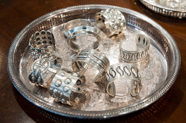 タカヒロミヤシタザロソイスト.と新進気鋭のジュエリーアーティストの