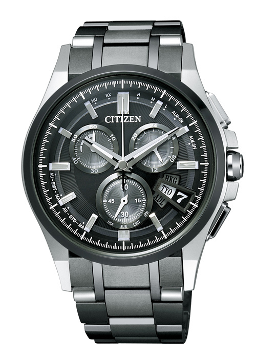 シチズン「アテッサ」から光をテーマに25周年限定モデル