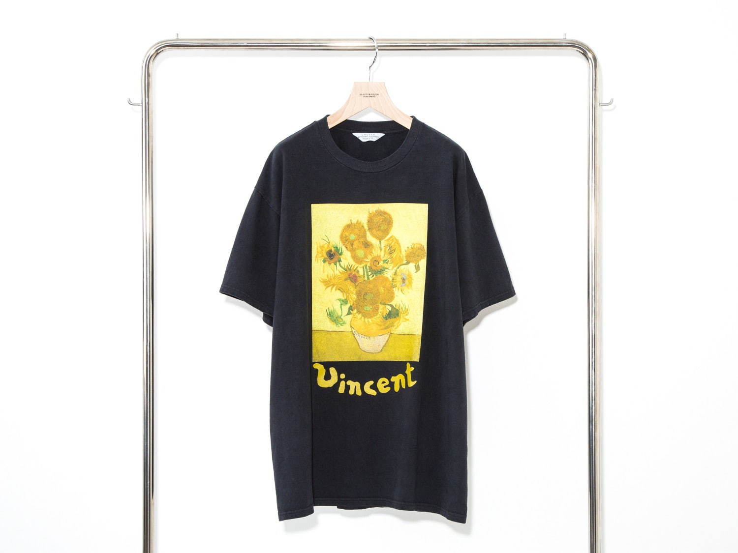 アンユーズド、ゴッホの名作≪ひまわり≫をTシャツに - ビューティ