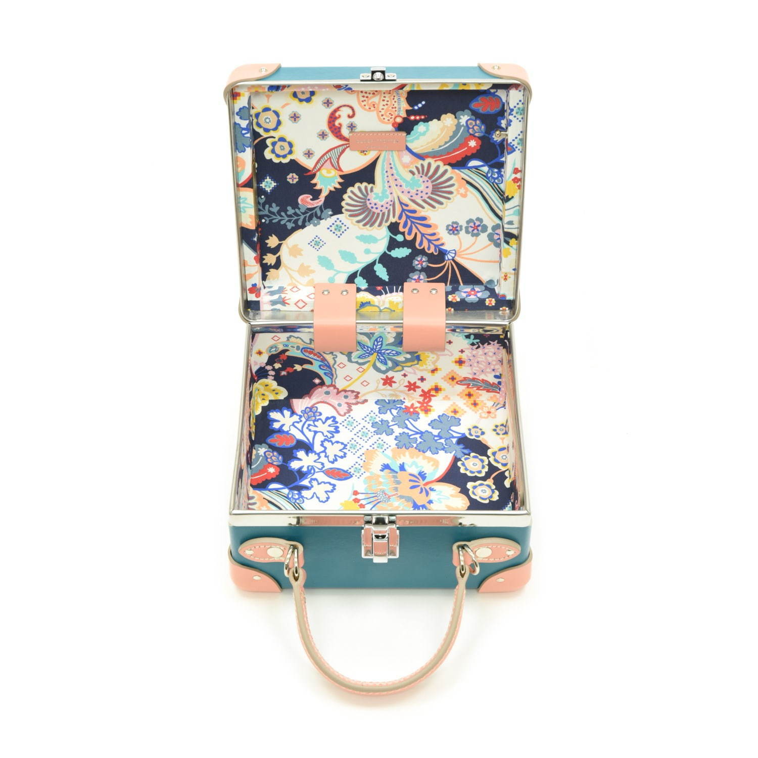 グローブ・トロッターの人気ミニトランク「ザ・ロンドン・スクエア