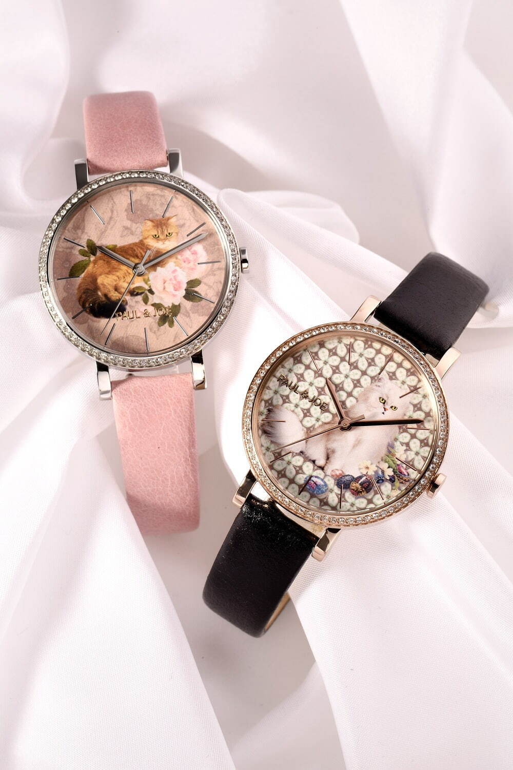 ポール & ジョーの「猫」腕時計、輝くクリスタル×レザーストラップや