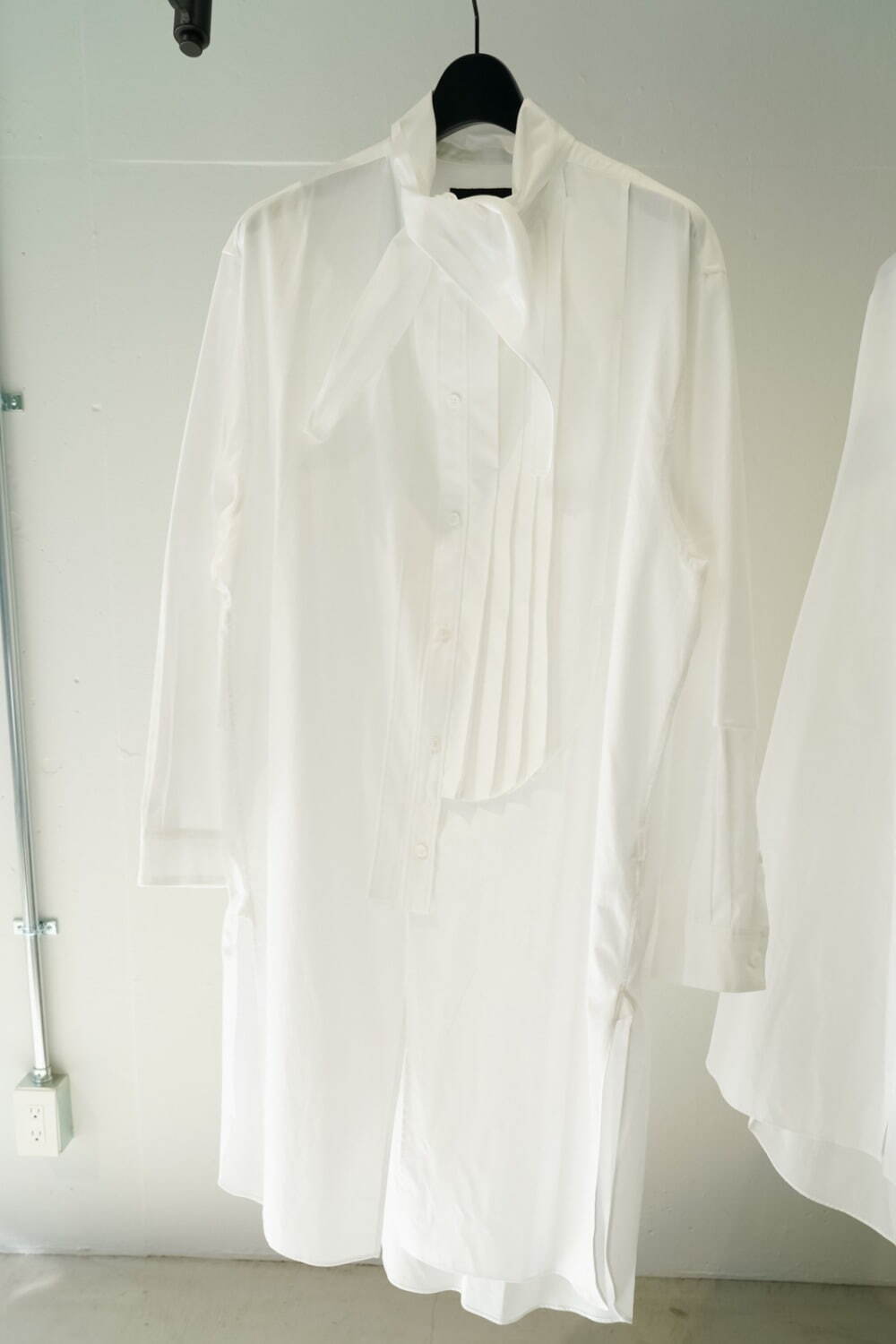 ヨウジヤマモト“白シャツ”の新ブランド「パワー オブ ザ ホワイト