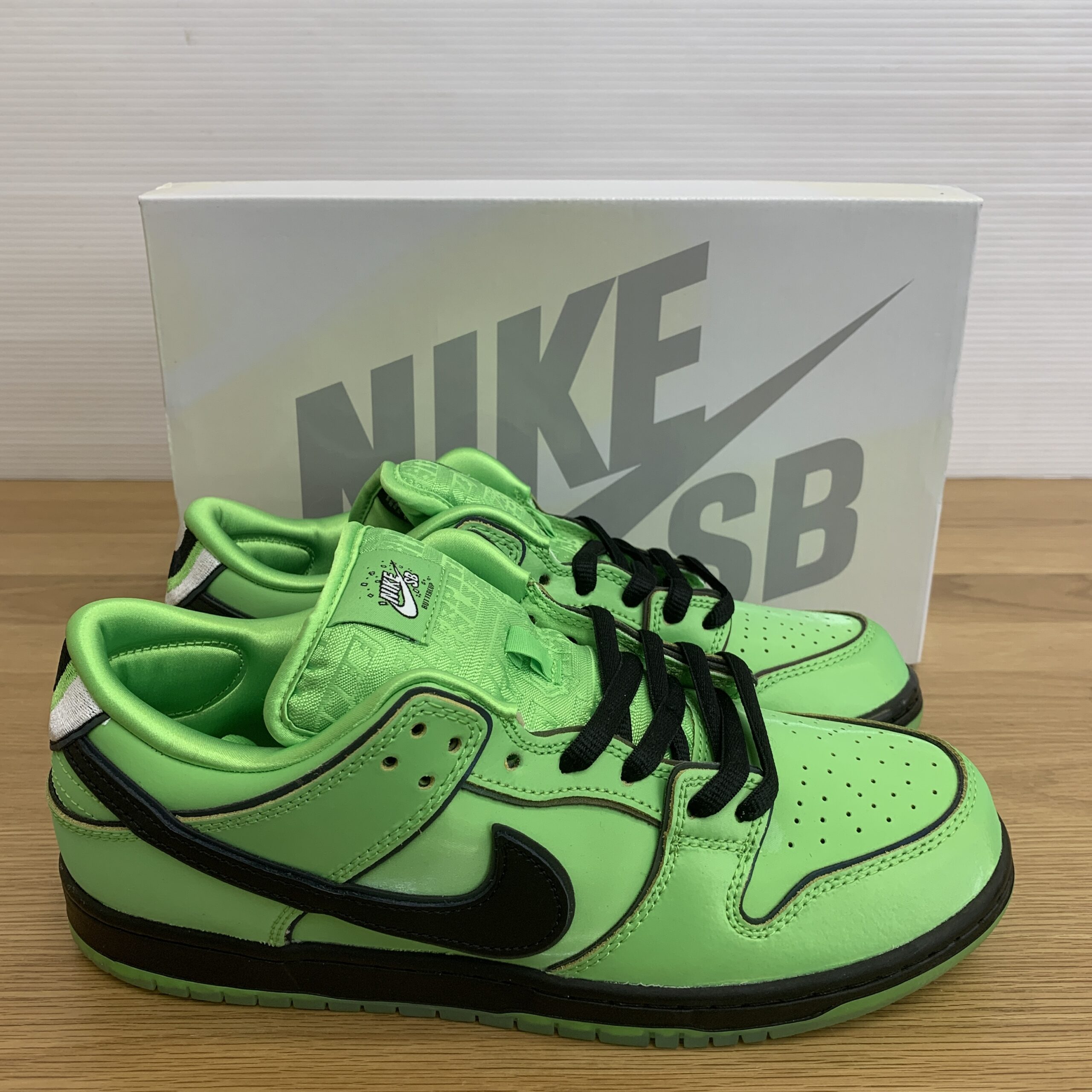 激レア入荷】NIKE SB×パワーパフガールズ “バターカップ” 未使用品をAI