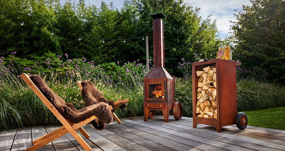 ウッドストレージ カー｜製品を見る｜薪⽕の総合商社 ファイヤーサイド