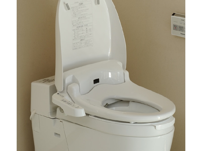 温水洗浄便座付き補高便座: バリアフリー建材｜【公式】ファースト