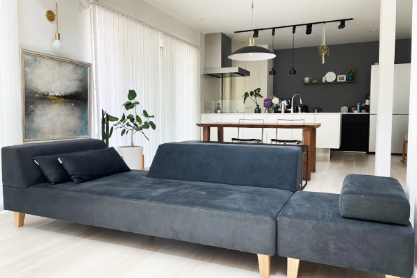 PIVO 3人掛け + PIVO スツール | お客様の声 | ソファ専門店FLANNEL SOFA