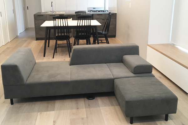 PIVO 3人掛け + PIVO スツール | お客様の声 | ソファ専門店FLANNEL SOFA