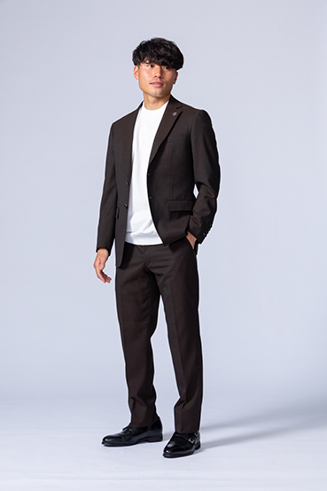 ORIHICA presents「オフィシャルスーツ2024モデル」 | フロンターレ