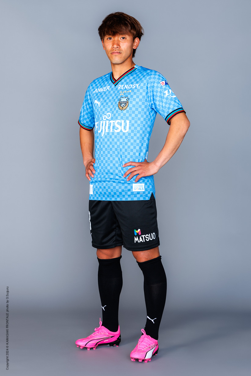 MF8/橘田 健人選手 | 選手・スタッフプロフィール2024 : KAWASAKI FRONTALE