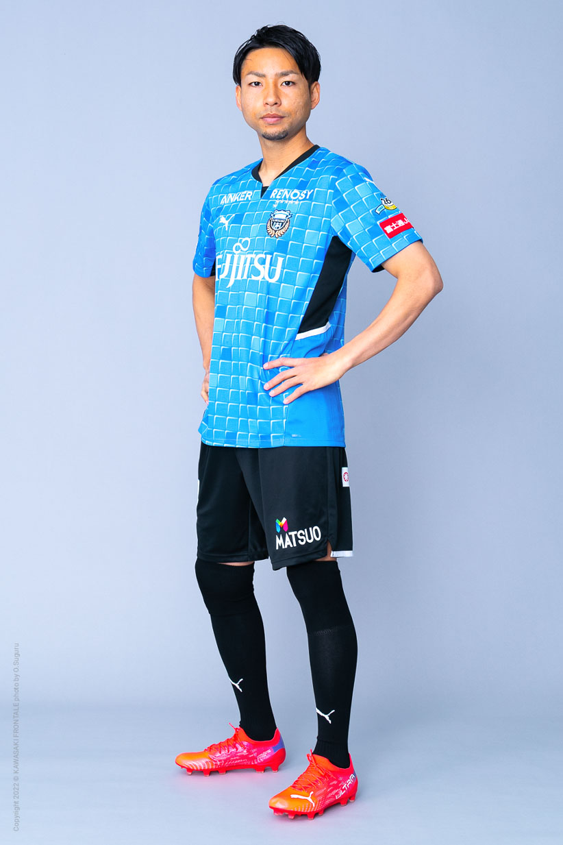 FW11/小林 悠選手 | 選手・スタッフプロフィール2022 : KAWASAKI FRONTALE
