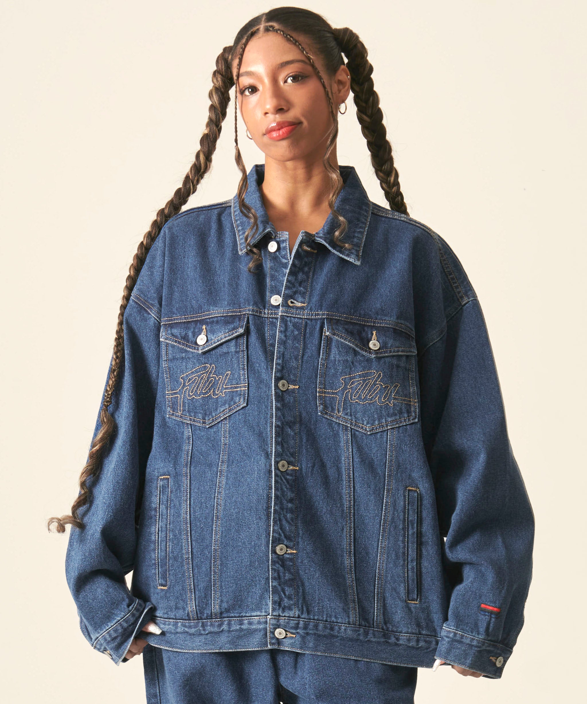 FUBU フブ アウター デニムジャケット ジャンパー。FUBUはアメリカの