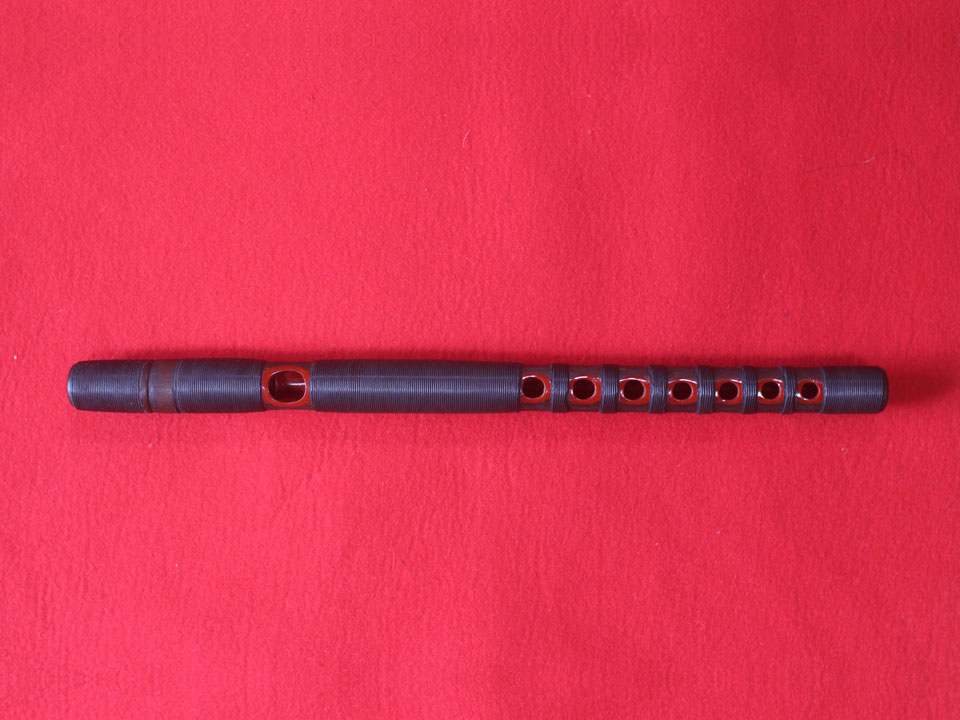 笛の製造販売：笛（篠笛/能管）の製造・販売は日音