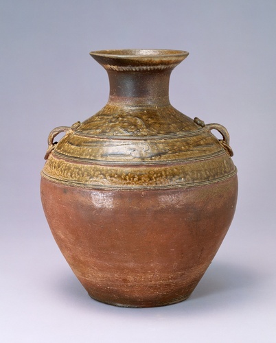 灰釉刻花鳥文双耳壺 | | 収蔵品詳細 | 作品を知る | 東京富士美術館