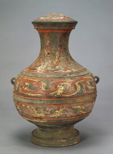 灰陶加彩雲気文双耳壺 | | 収蔵品詳細 | 作品を知る | 東京富士美術館