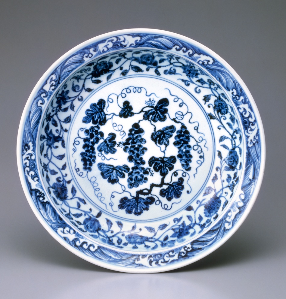 中国 染付 大鉢 龍花唐草図 大清乾隆年製銘 中国 染付 大鉢 龍花唐草図