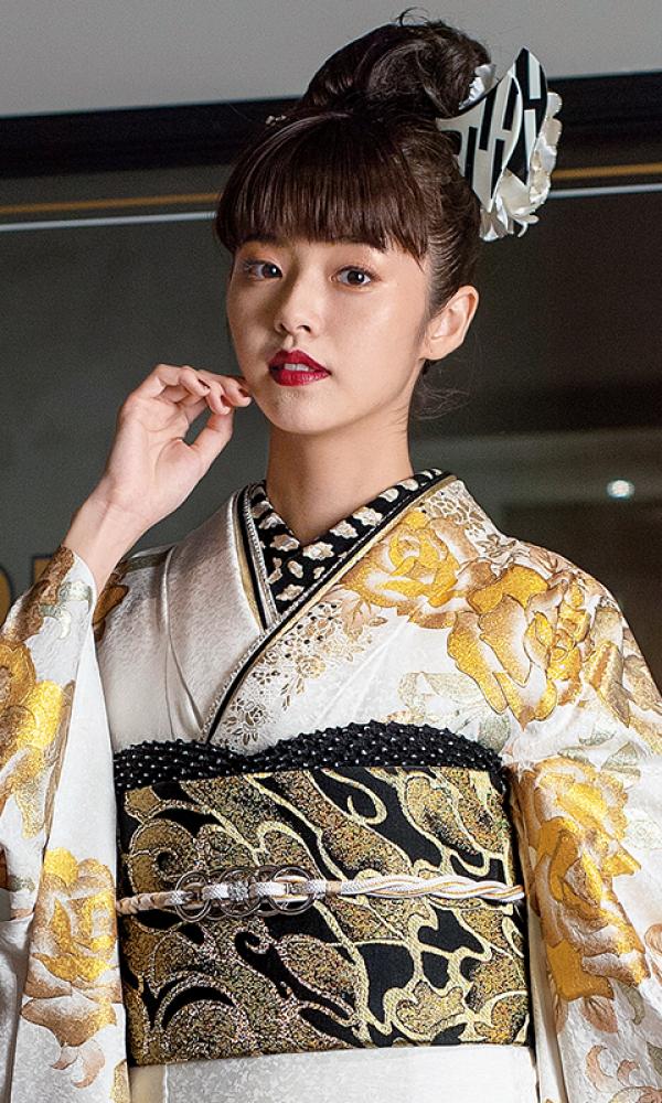 金彩振袖・白色・金色｜クール&ビューティ｜【菊京屋】