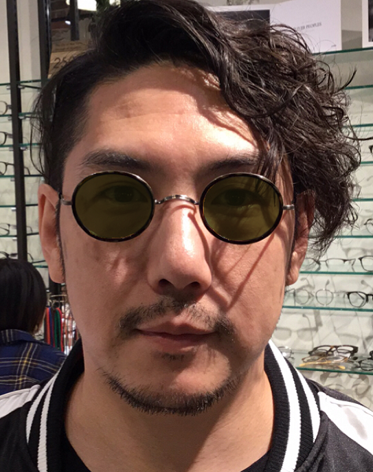 色が変わる調光レンズ！ O様×OLIVER PEOPLES CADWELL(ニュース＆ブログ