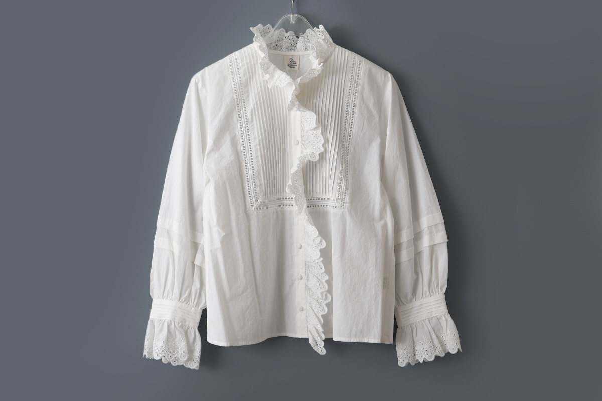 Dot and Stripes CHILD WOMAN ブロード レースピンタックブラウス