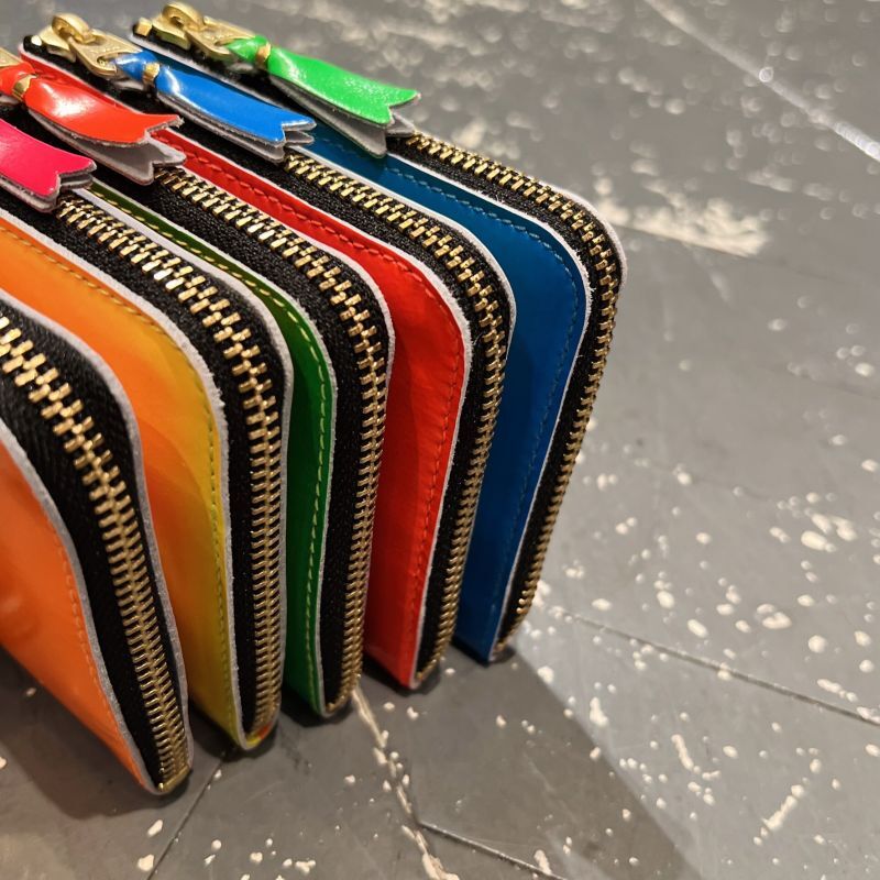 COMME des GARÇONS WALLET SUPER FLUO