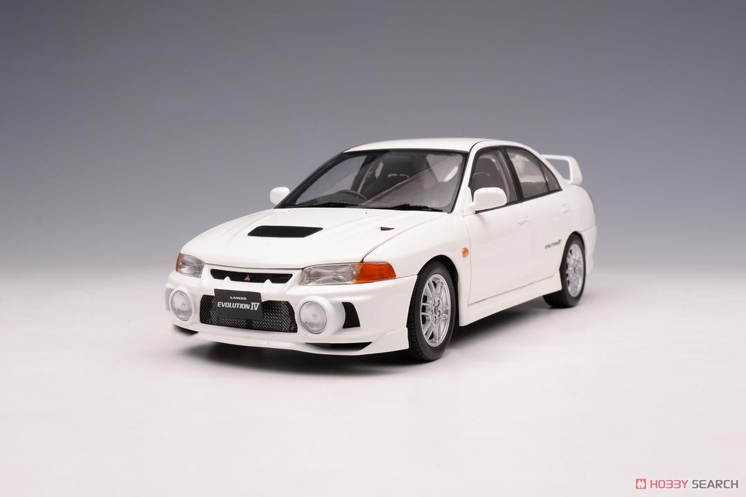 三菱 ランサーエボリューション IV. Scotia White (ミニカー) - ホビー