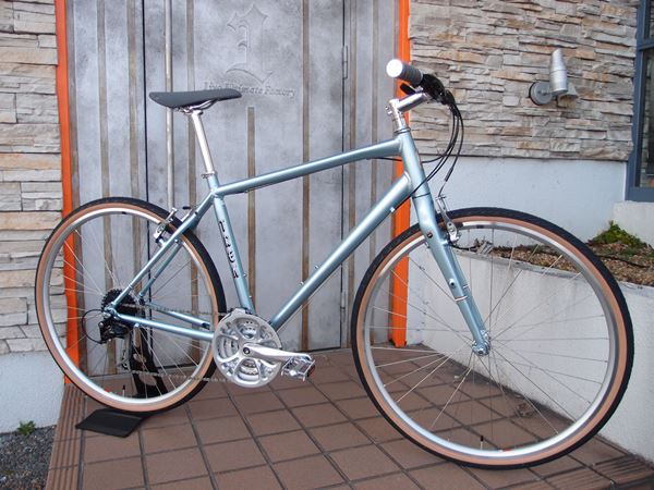 ビンテージデザインの新モデルTREK（トレック） FX LTD(エフエックス