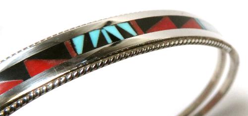インディアンジュエリー ズニ族のインレイワーク ブレスレット・バングル
