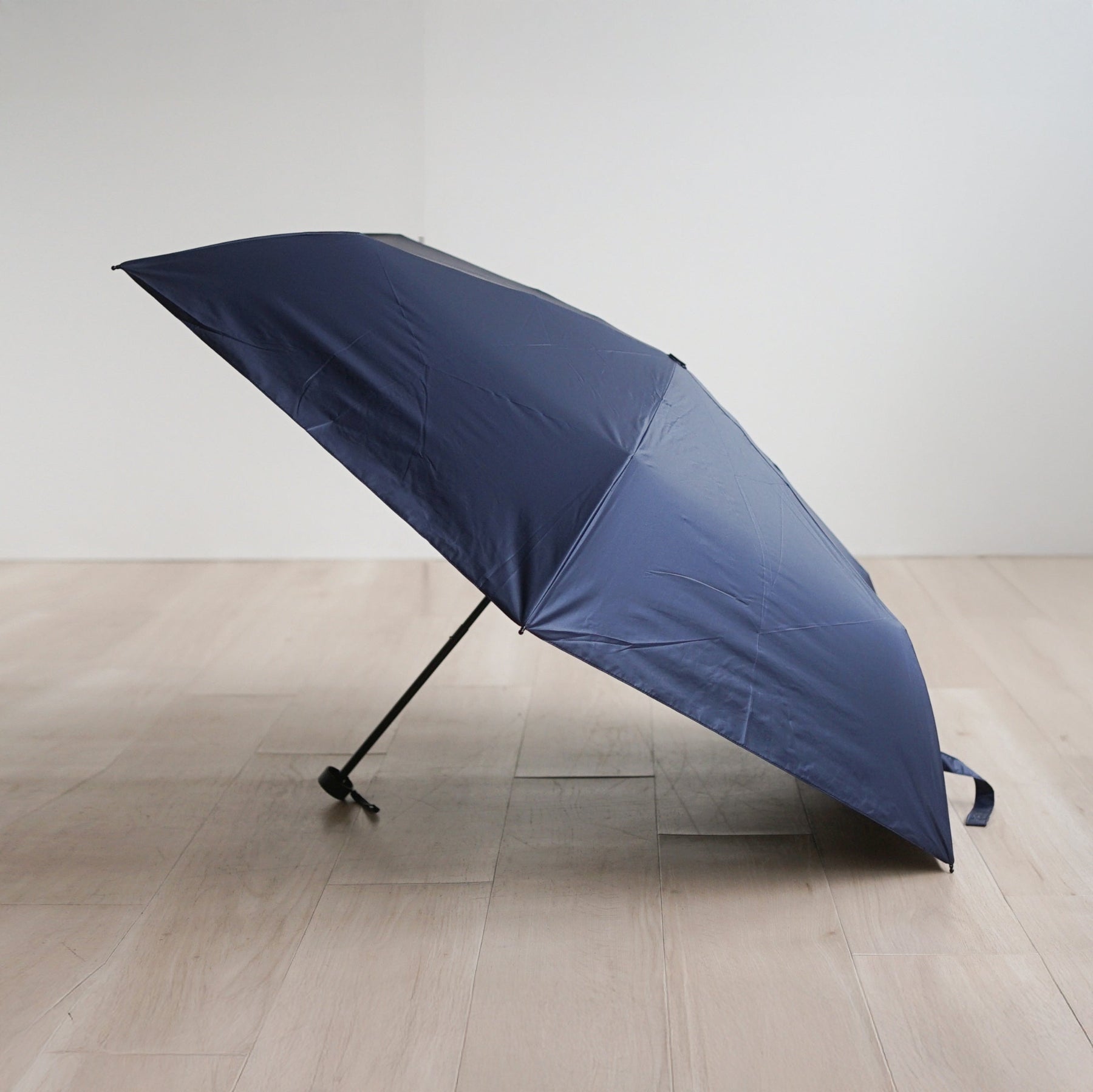 メンズ日傘としてもおすすめの晴雨兼用折りたたみ傘 55cm – 傘専門店