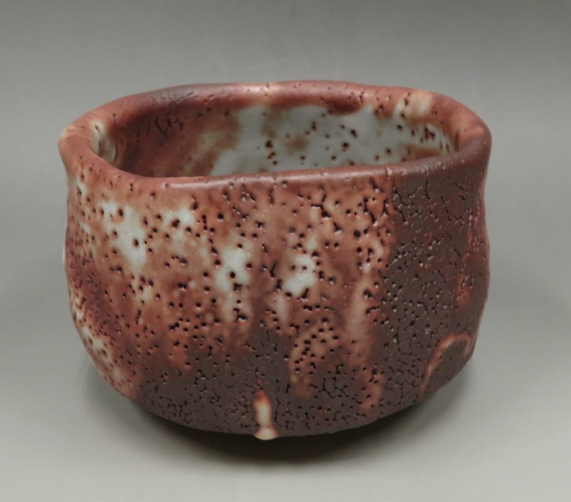 玉置保夫 『赤志野茶碗』 [古美術こもれび] 骨董,掛軸,絵画の買取と